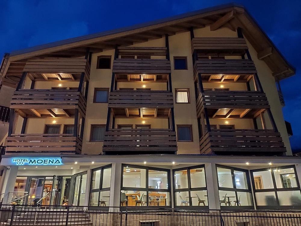 Hotel Moena Exteriör bild